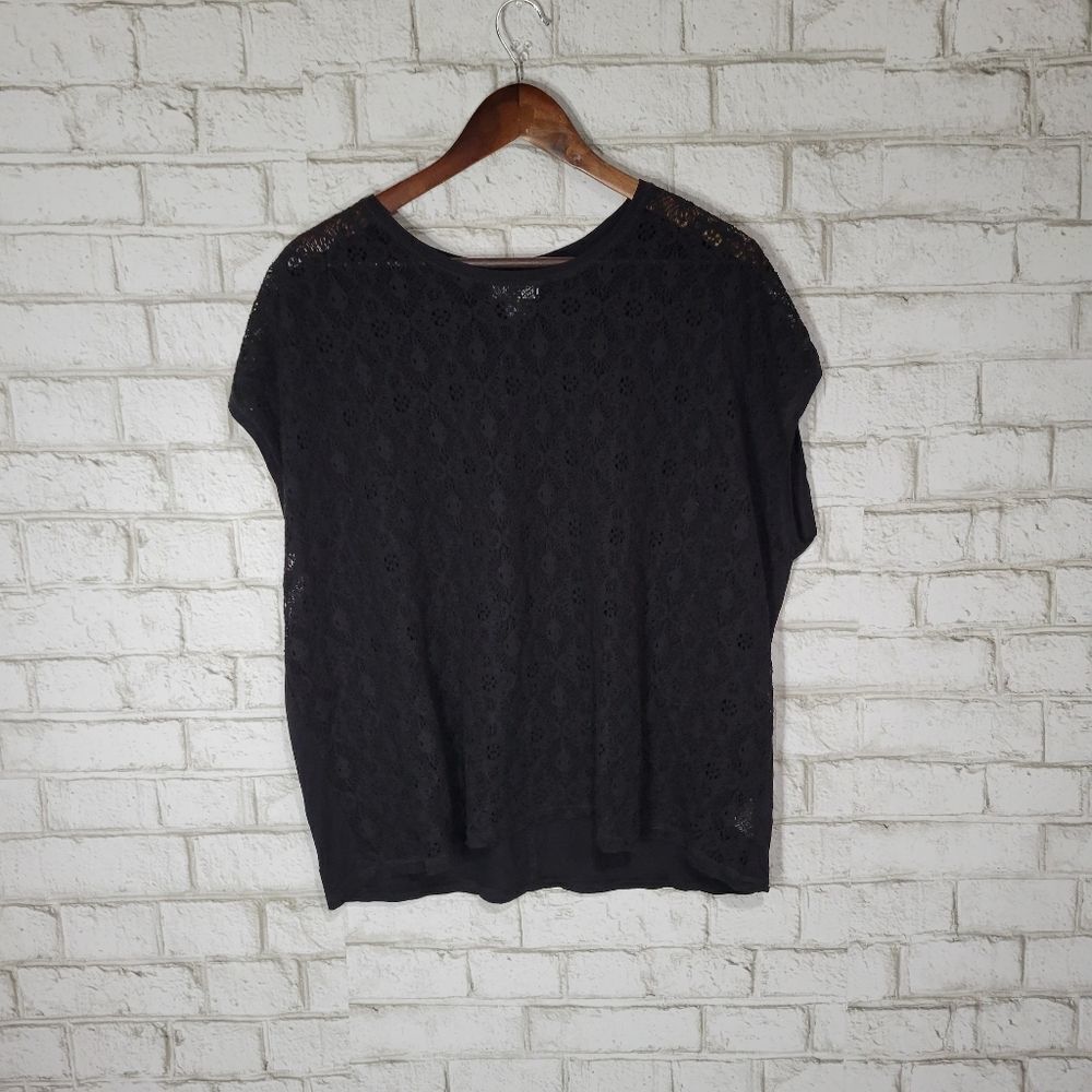 Old Navy black lace‎ short sleeve top